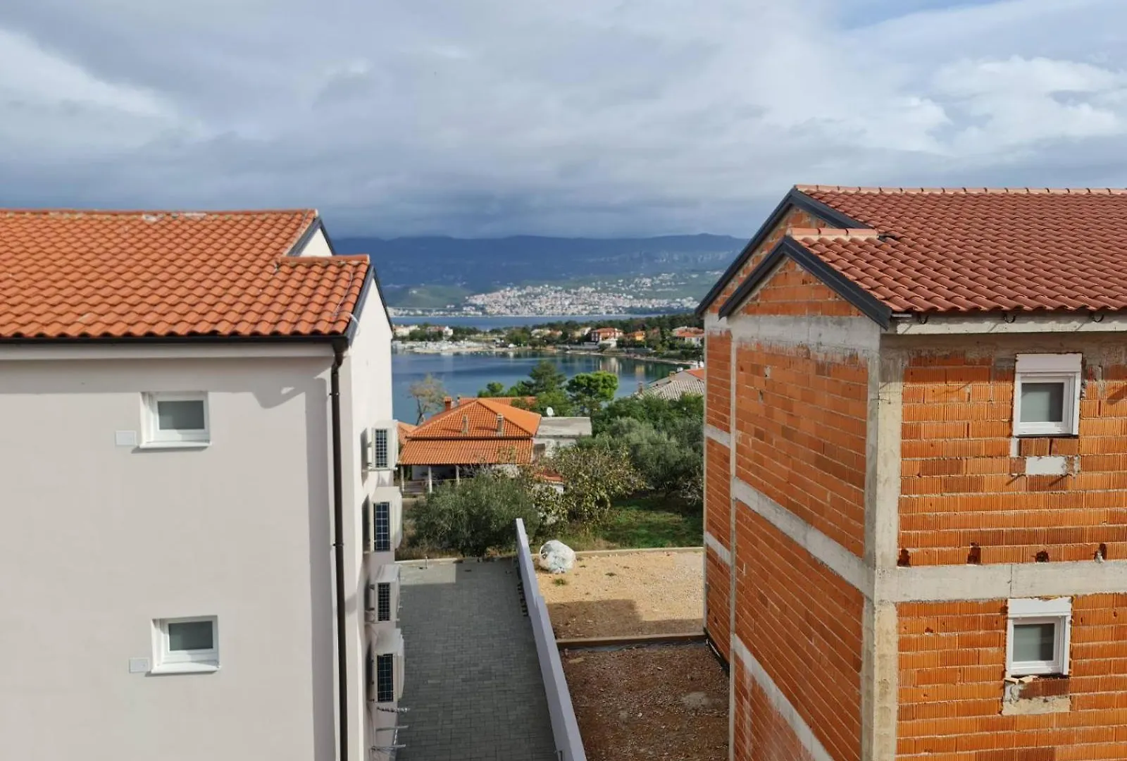 Apartments Vugica Silo 0*, Silo (Krk) Croatia